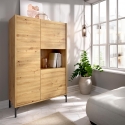 Mueble con estantes